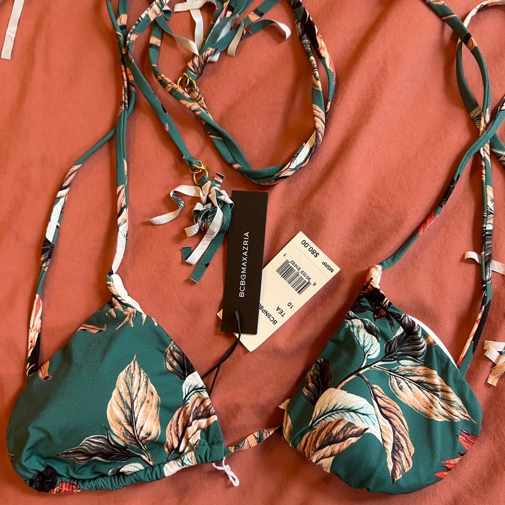 BCBG Strappy Triangle Floral Bikini Top, NWT!